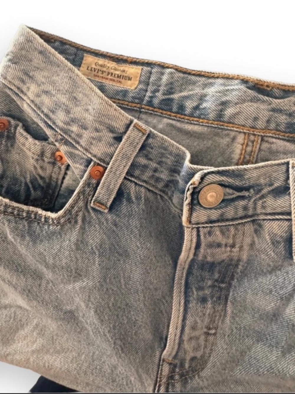 Levi’s 501 90s in rare Light wash - Picture 5 of 8